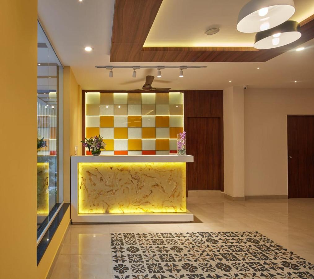 Regenta Inn Indiranagar Bangalore Bagian luar foto