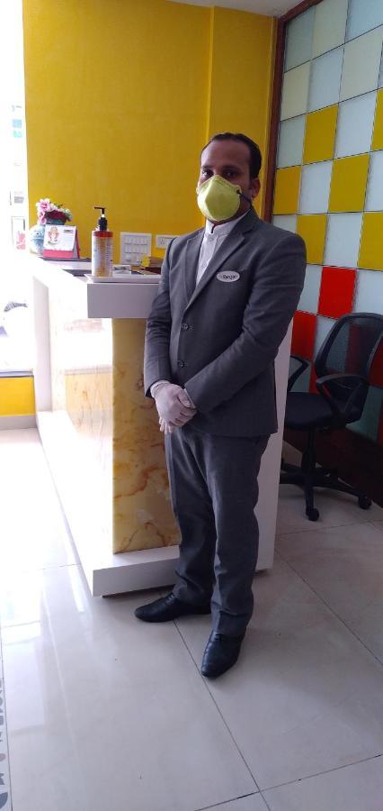 Regenta Inn Indiranagar Bangalore Bagian luar foto