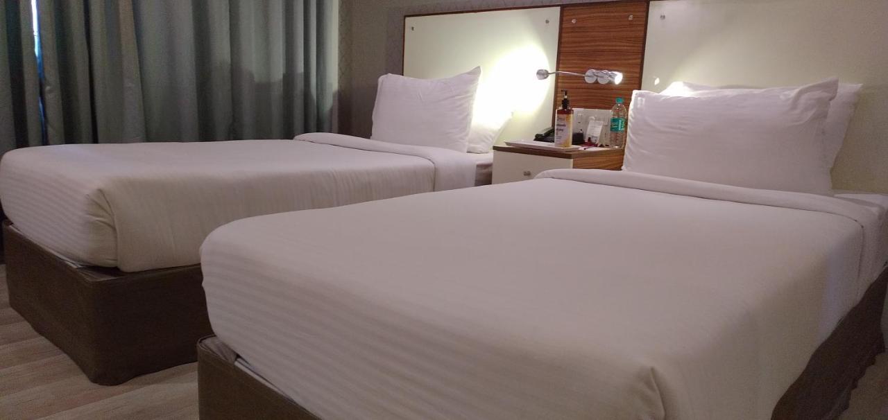 Regenta Inn Indiranagar Bangalore Bagian luar foto